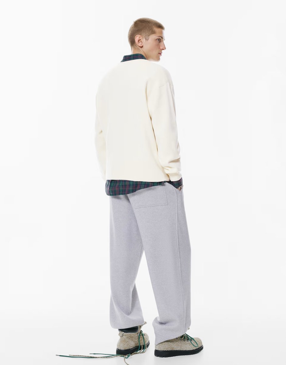 ASOS Pull&Bear Soft knit jumper in off white - 4