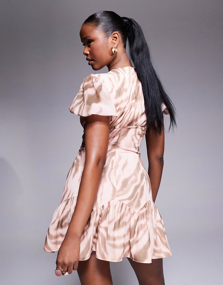 ASOS ASOS DESIGN puff sleeve waisted chiffon mini dress in animal print - 4