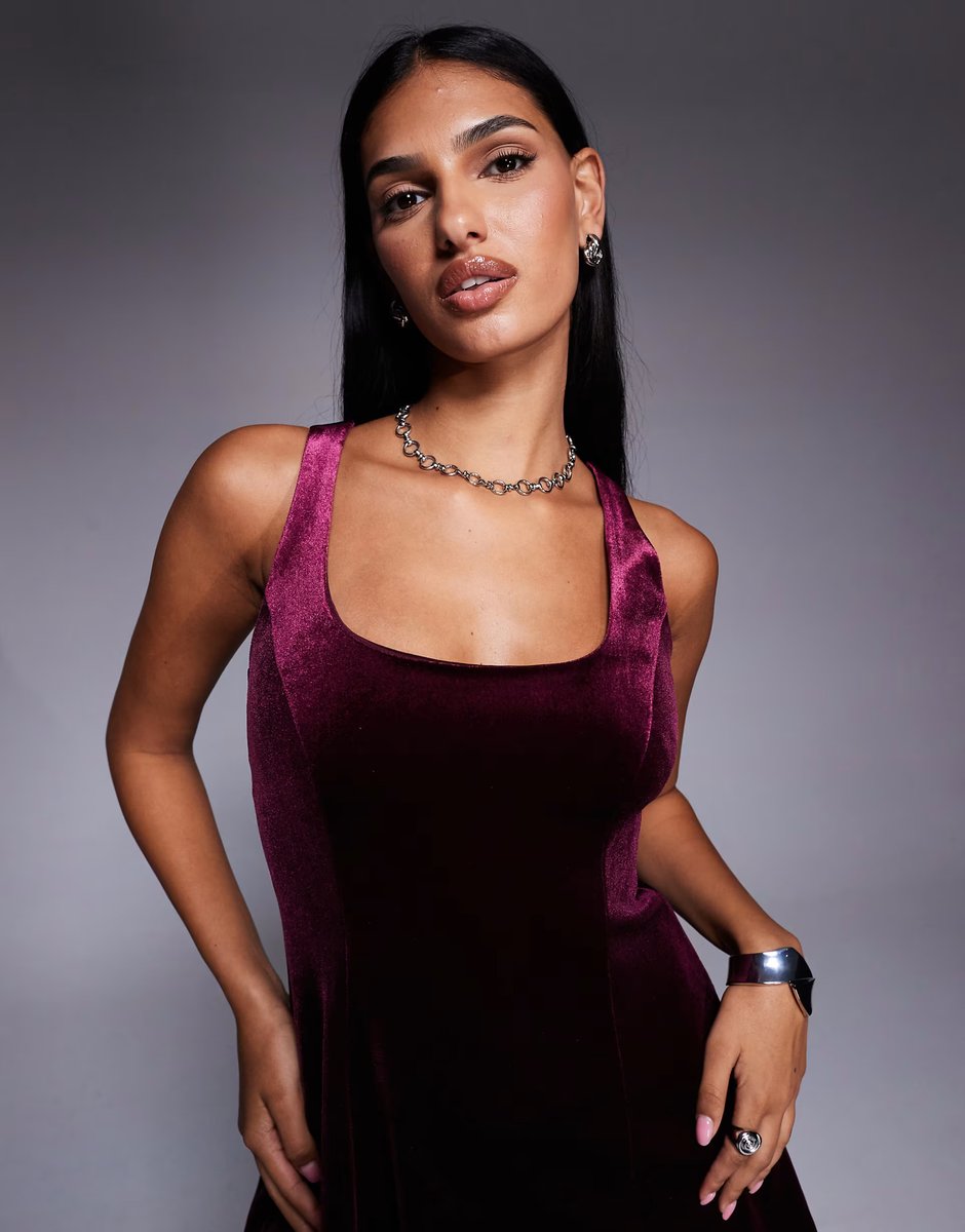 ASOS New Look velvet fit and flare mini dress in burgundy - 3
