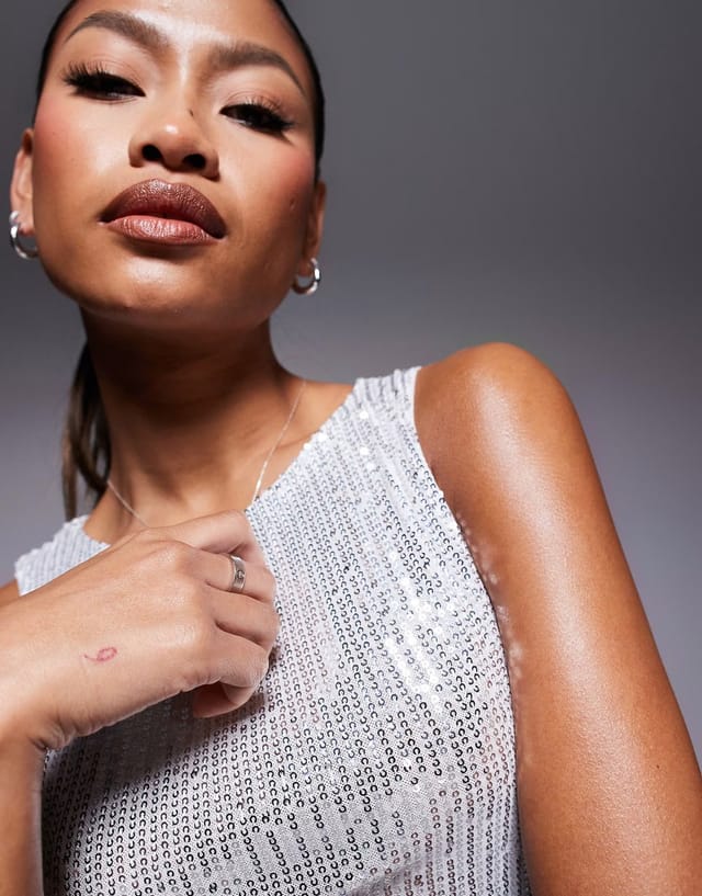 ASOS ASOS DESIGN co-ord mesh sequin racer neck top in silver - 2