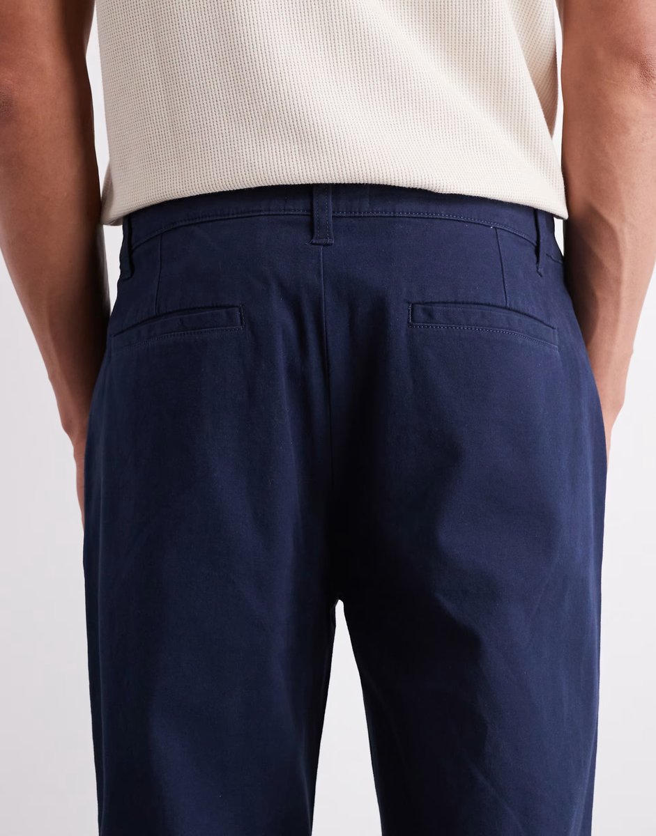 ASOS ASOS DESIGN straight chinos in navy - 4