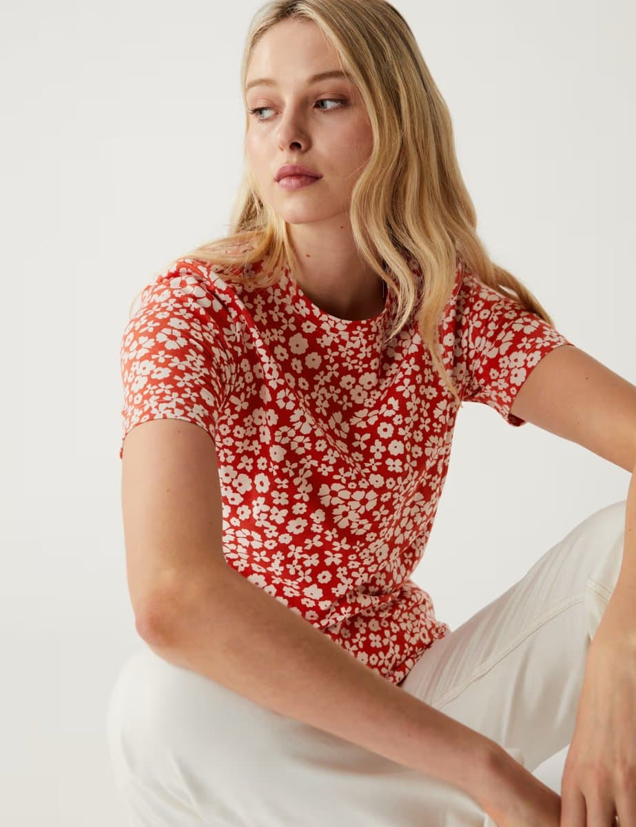Marks & Spencer M&S Floral Print Crew Neck T-Shirt in Red Mix