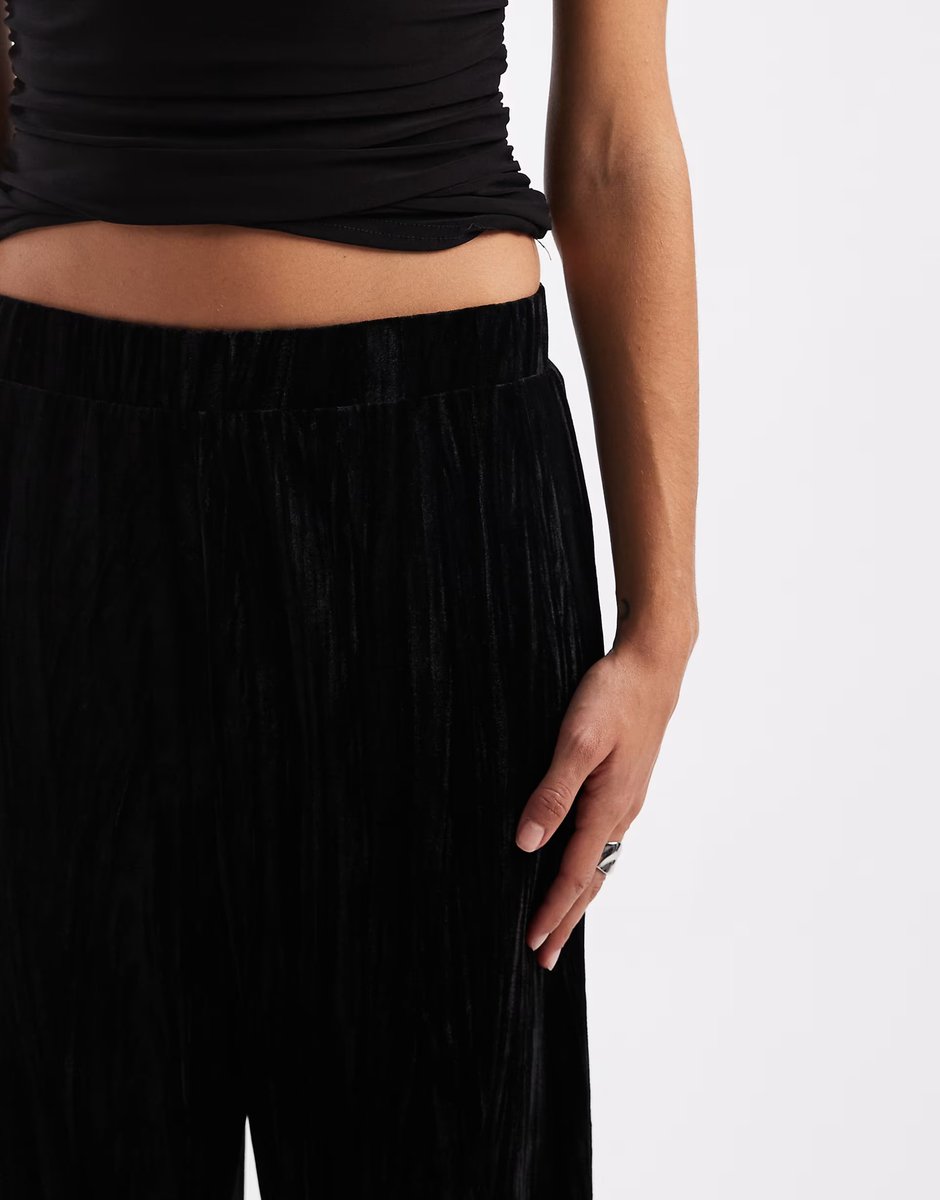 ASOS ONLY velvet wide leg pull on trousers in black - 3