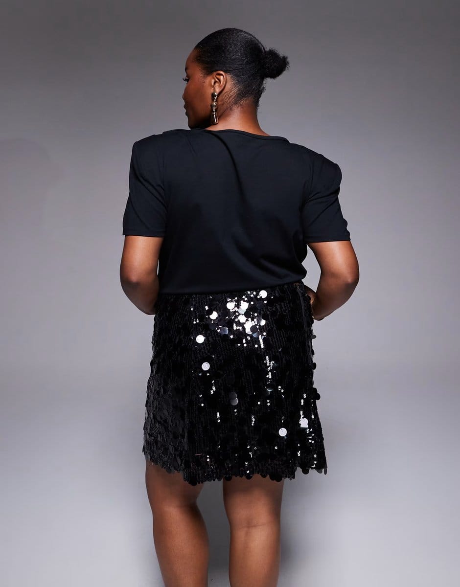 ASOS ASOS DESIGN Curve mixed sequin mini skirt in black - 4