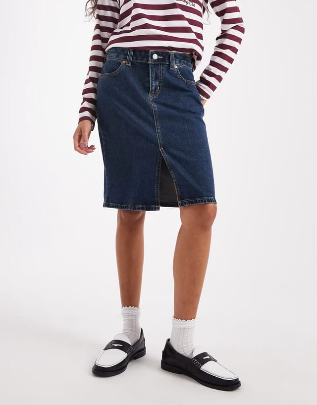 ASOS Levi's low waist denim midi skirt in dark vintage wash - 2