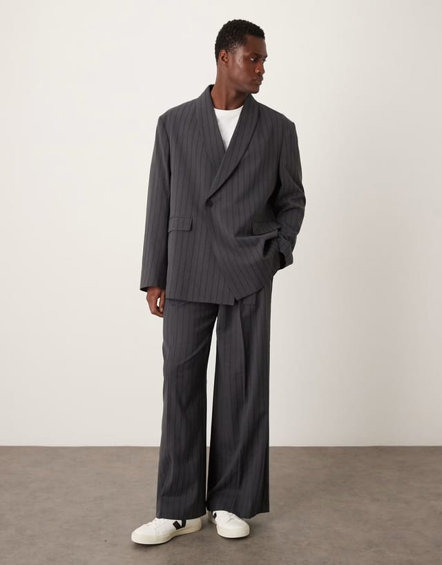 ASOS ASOS DESIGN oversized suit jacket in black - 2