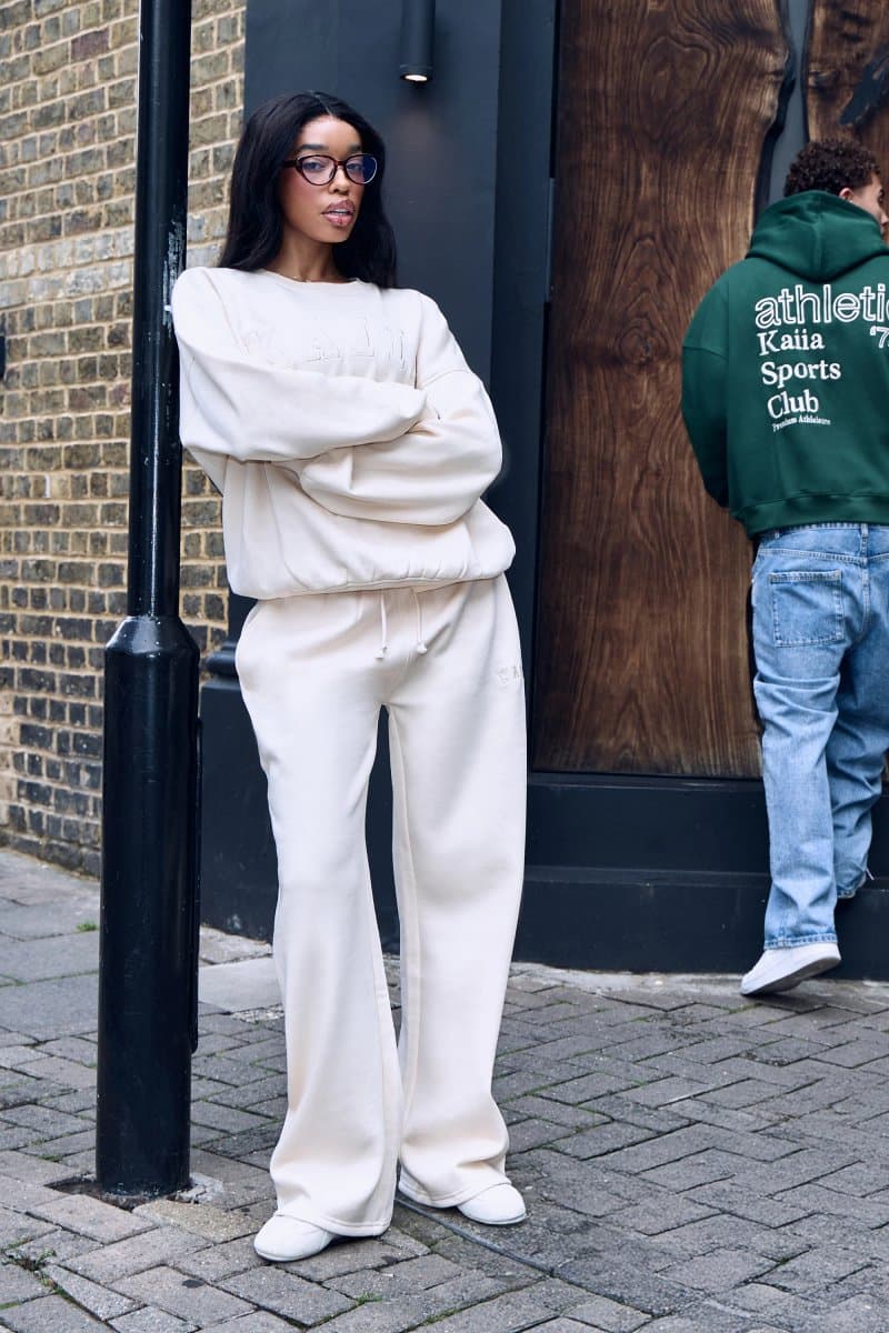 Kaiia Kaiia Ribbed Waistband Wide Leg Joggers Warm Cream