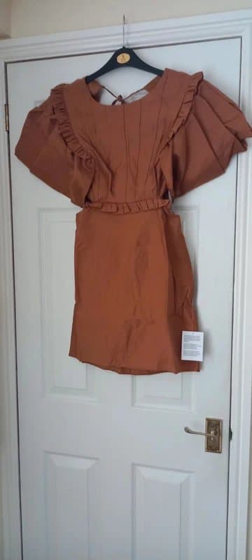 ASOS Design Brad new ladies brown/tan backless Mini Dress with puff sleeves size 10.