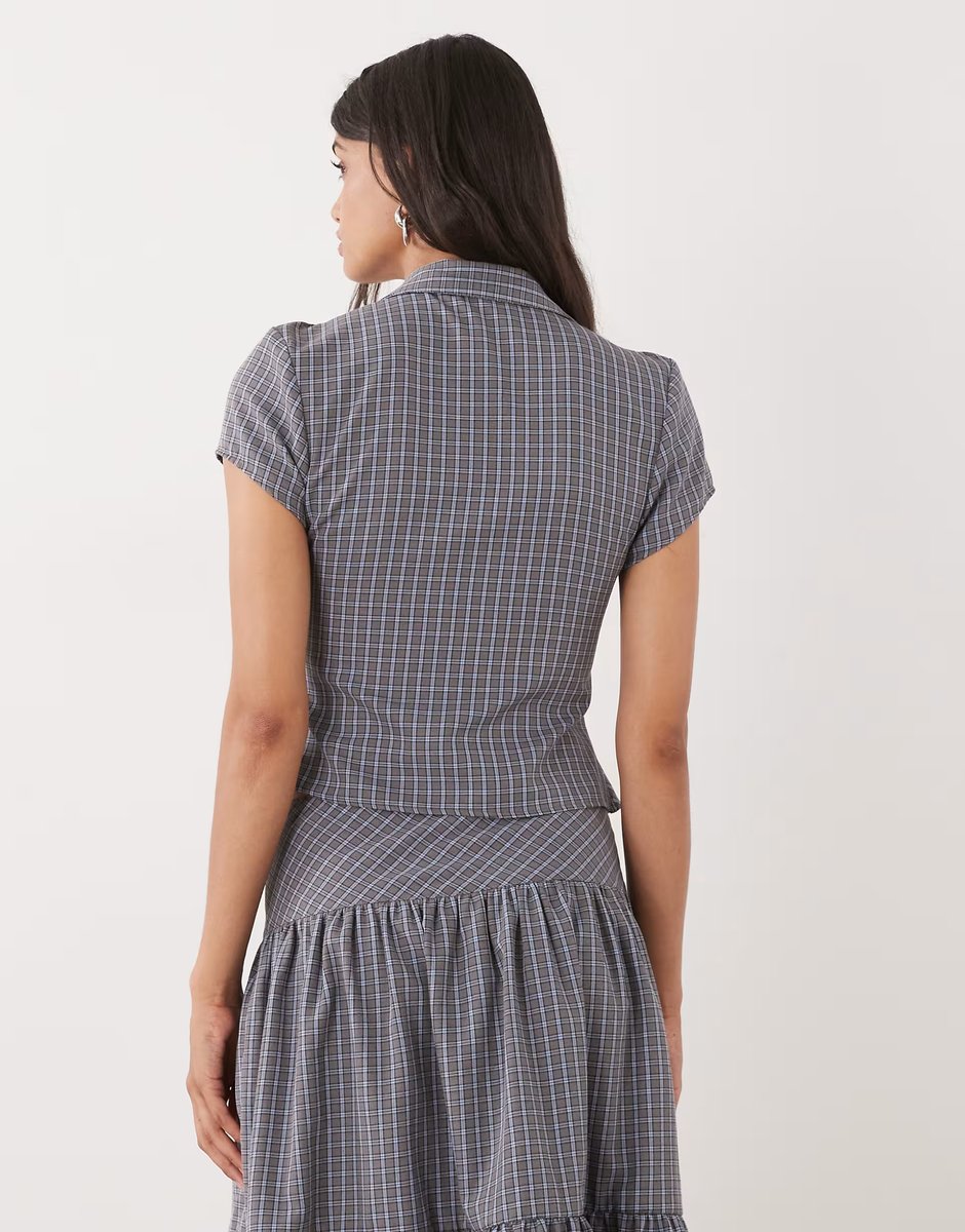 ASOS COLLUSION ruched fitted shirt in blue check - 4