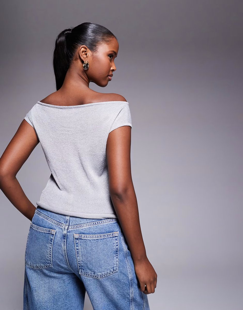 ASOS Edikted Holly glitter off shoulder top in silver - 4