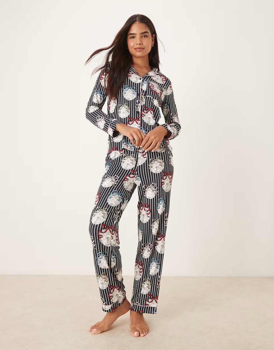 ASOS Chelsea Peers poly long sleeve revere pyjama set in Christmas disco ball print - 1