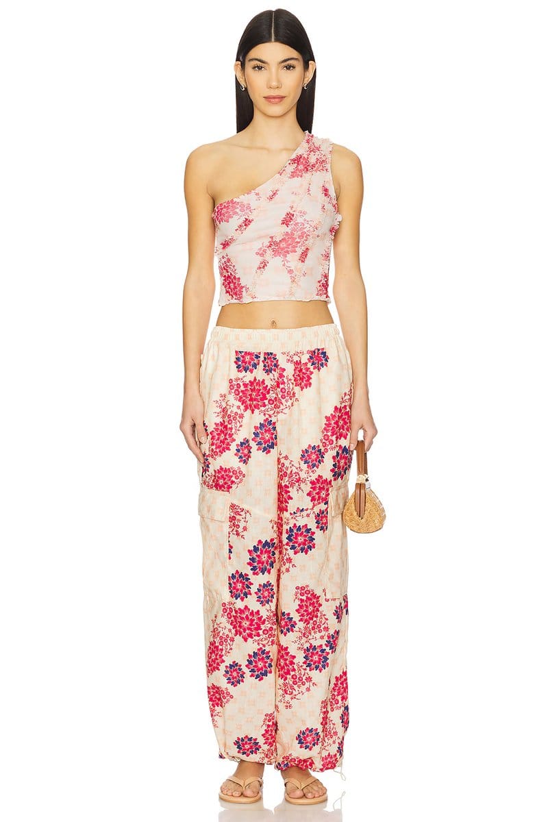 revolve x REVOLVE Mountain Top - 4