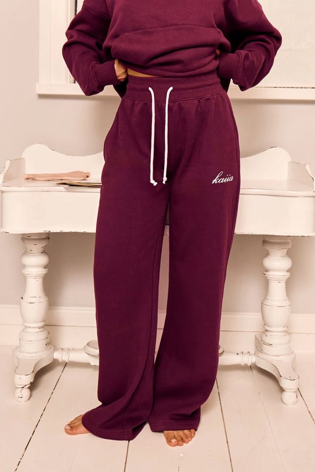 Kaiia Kaiia Script Ribbed Waistband Wide Leg Joggers Deep Burgundy - 3