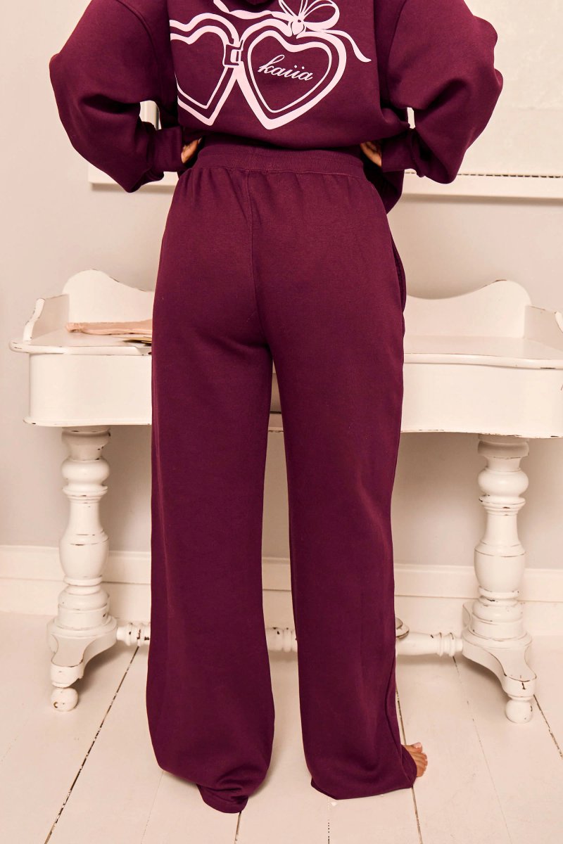 Kaiia Kaiia Script Ribbed Waistband Wide Leg Joggers Deep Burgundy - 4