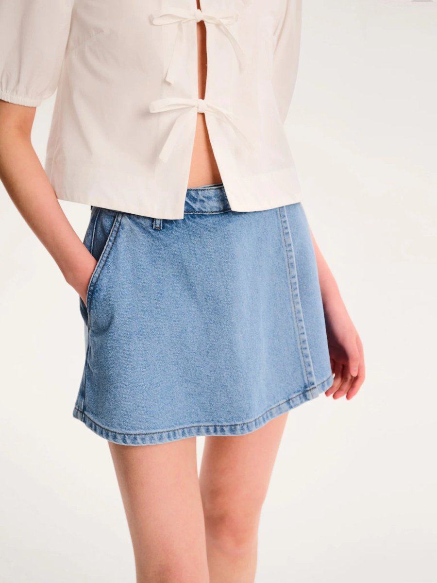 OMNES Parker Short  in Light Wash - 3