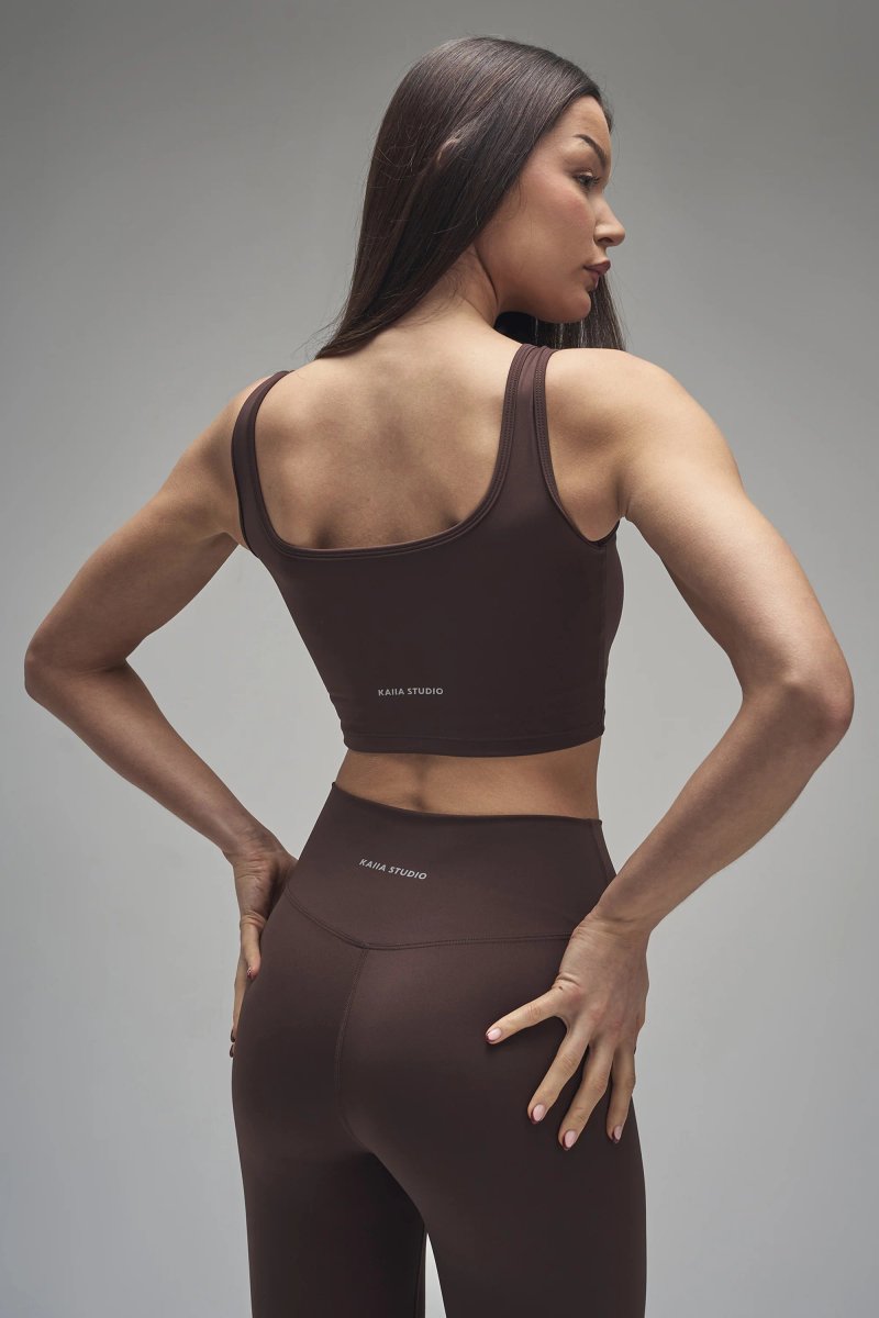 Kaiia Kaiia Sculpt Square Neck Crop Top Bitter Chocolate - 2