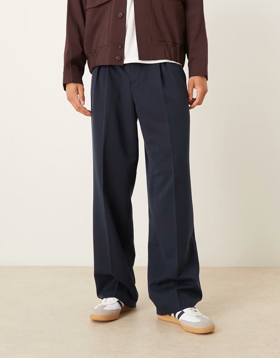 ASOS ASOS DESIGN smart wide leg trouser with elasticated waistband and inverted pleat in navy