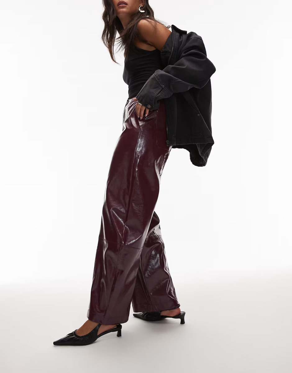 ASOS ASOS DESIGN faux leather barrel leg trousers with tab detail in burgundy - 4