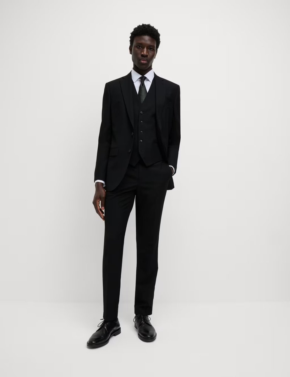 Marks & Spencer M&S Regular Fit Machine Washable Waistcoat Black - 4