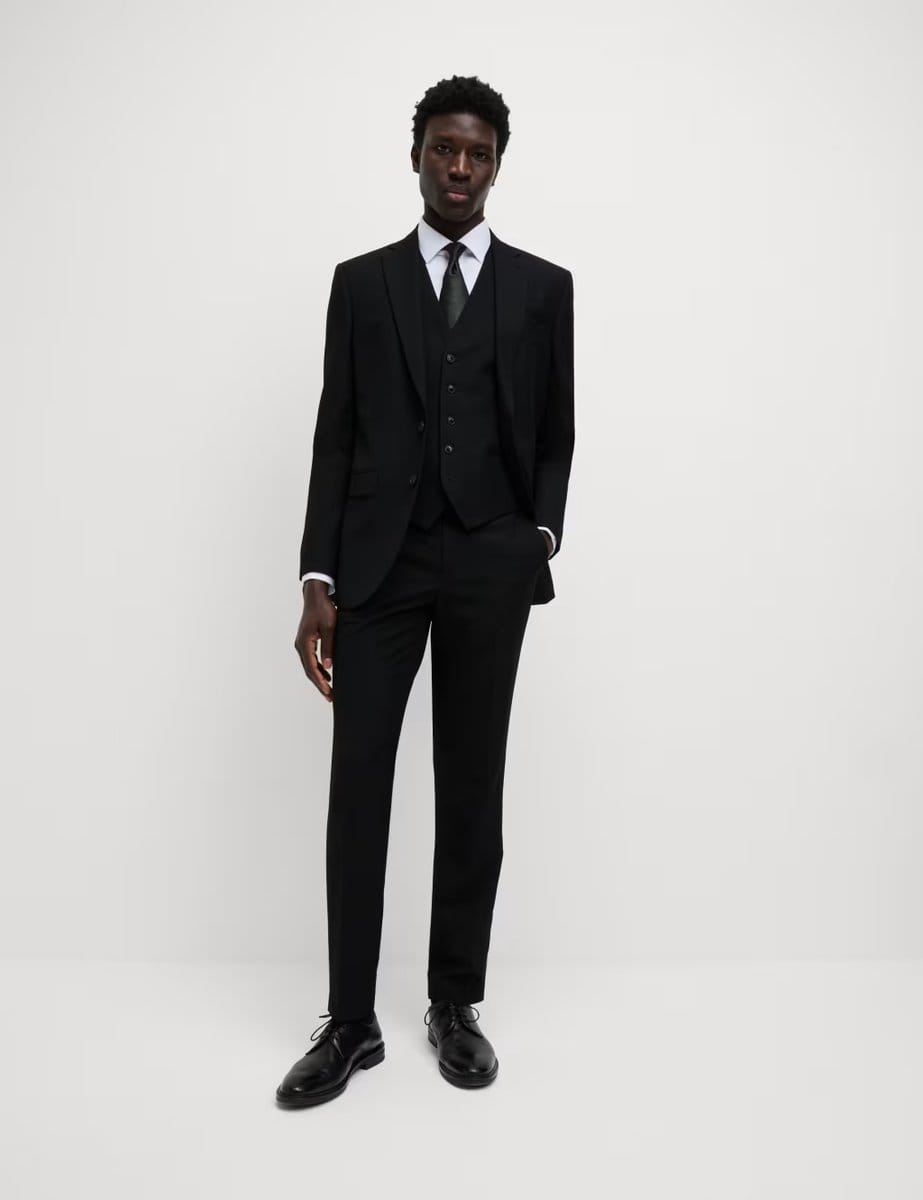 Marks & Spencer M&S Regular Fit Machine Washable Waistcoat Black - 4