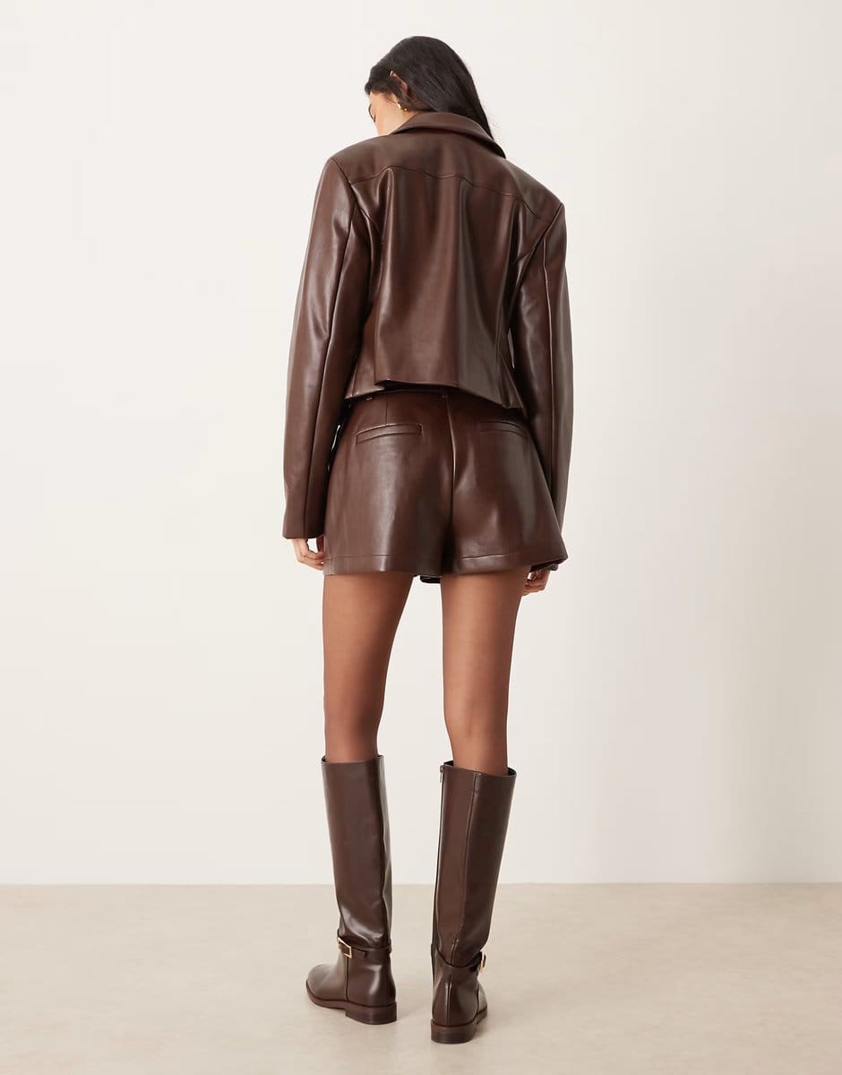 ASOS ASOS DESIGN tailored faux leather high waisted shorts co-ord in chocolate - 4