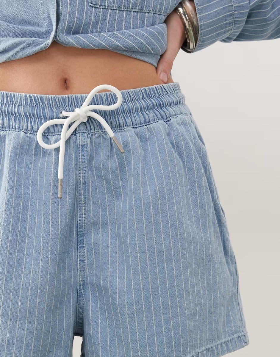 ASOS Nosy May pull on denim short co-ord in light blue stripe - 4