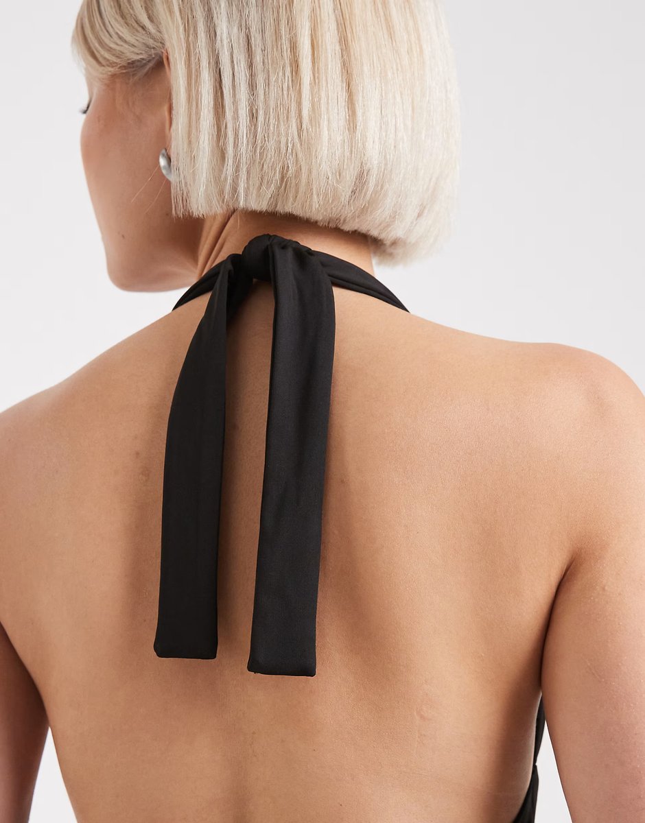 ASOS Edikted Aiva backless plunge neck halter top in black - 2