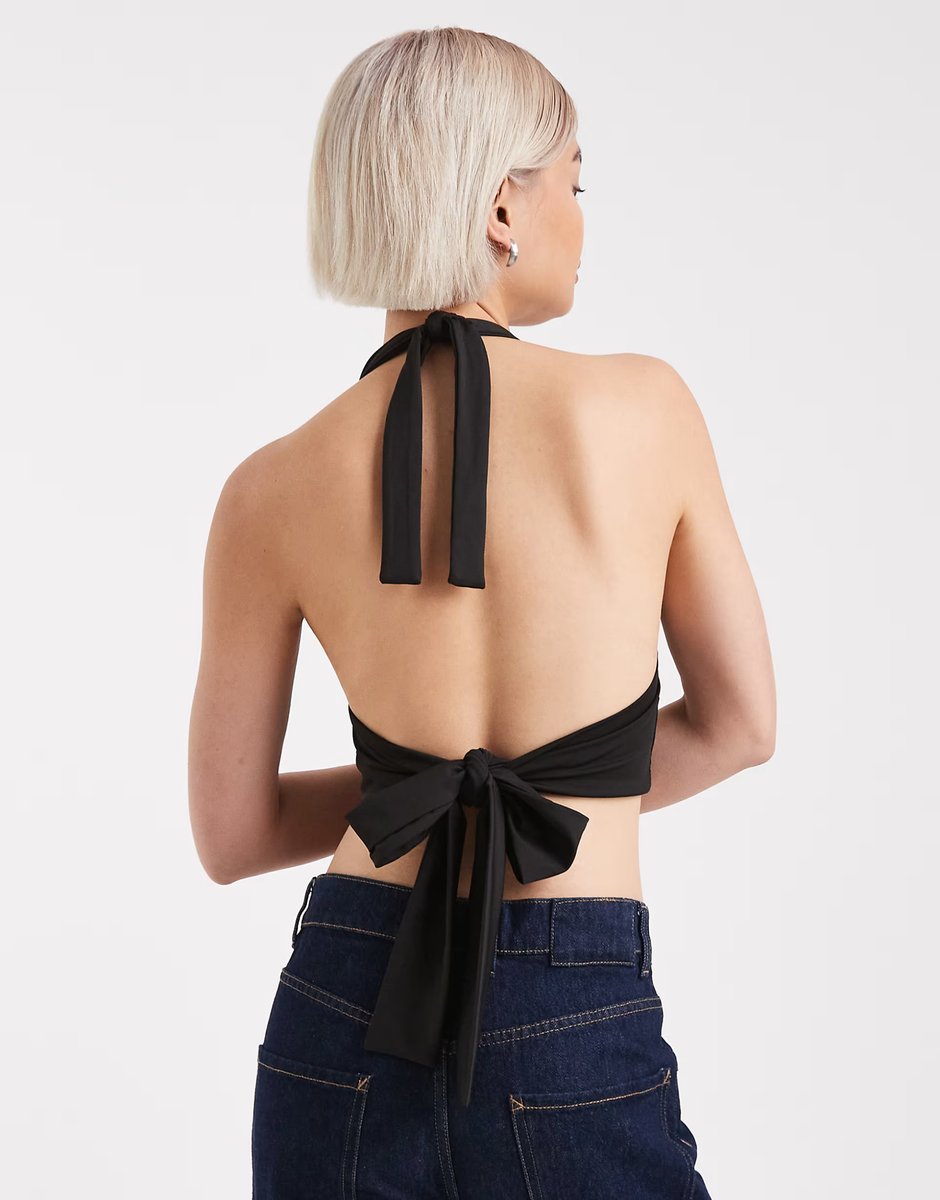 ASOS Edikted Aiva backless plunge neck halter top in black - 4