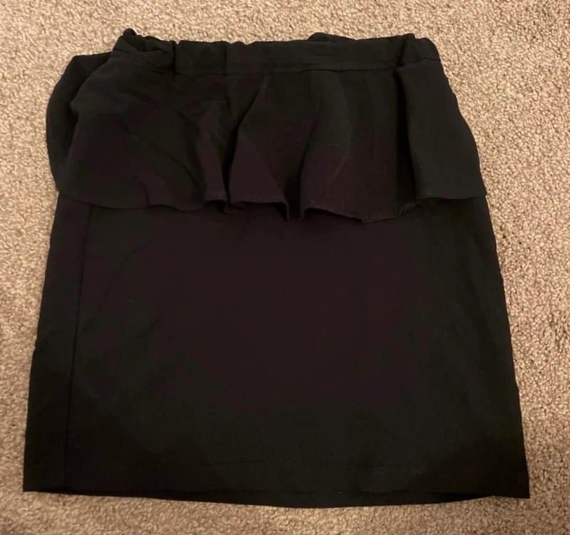 H&M H&M black mini pencil skirt with tulle frill detail