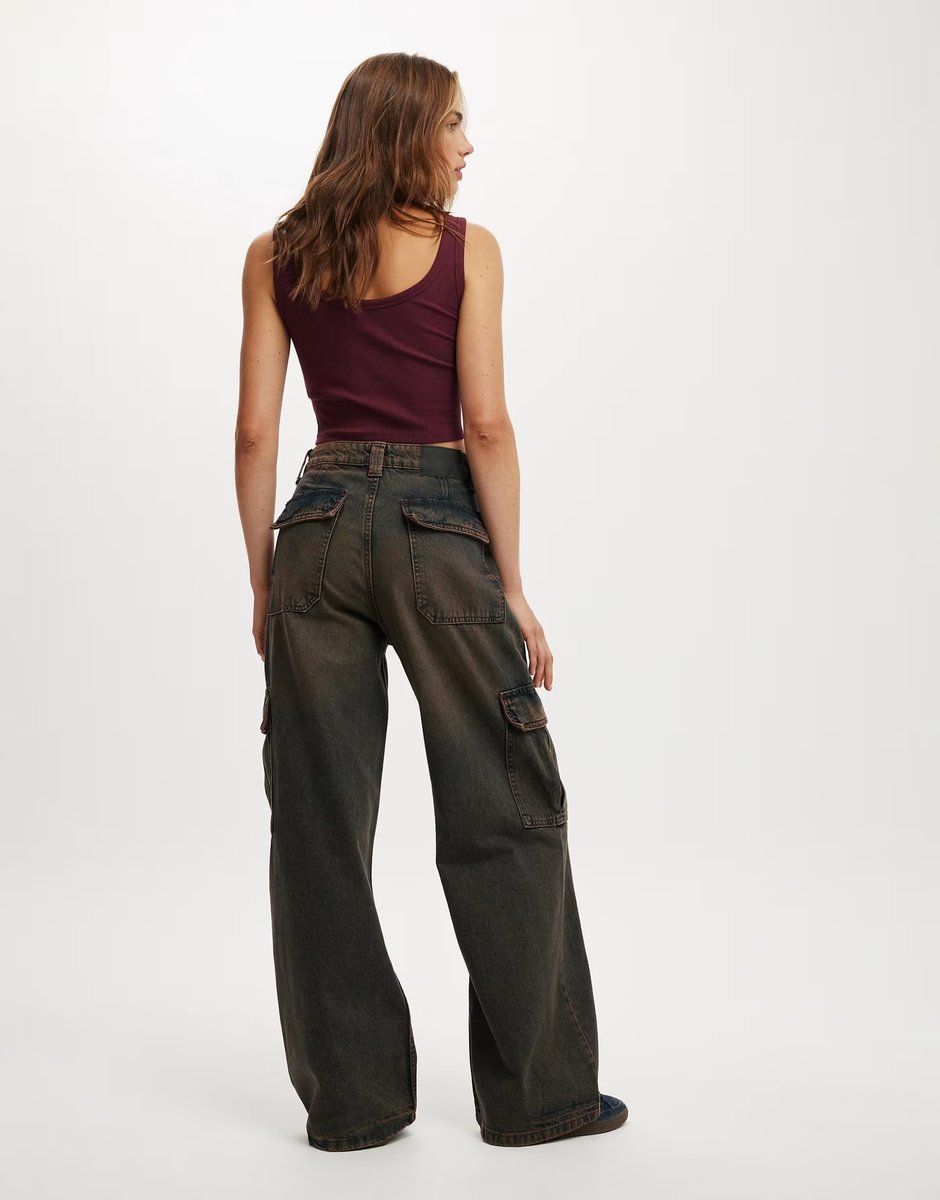 ASOS Cotton On Relaxed cargo jean in brown - 4