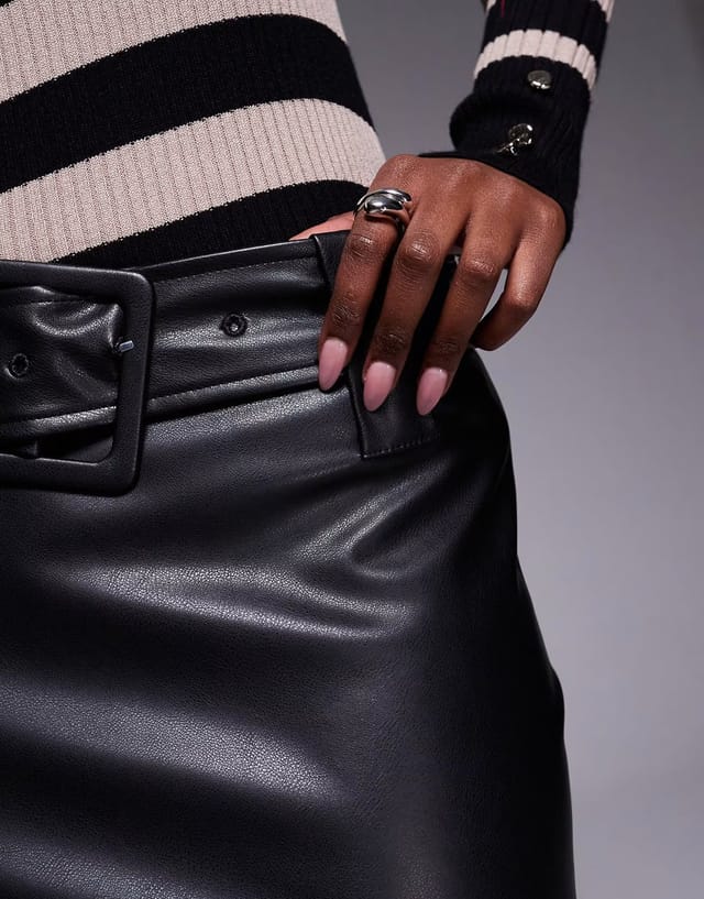 ASOS ASOS DESIGN micro mini leather look skirt with belt in black - 3