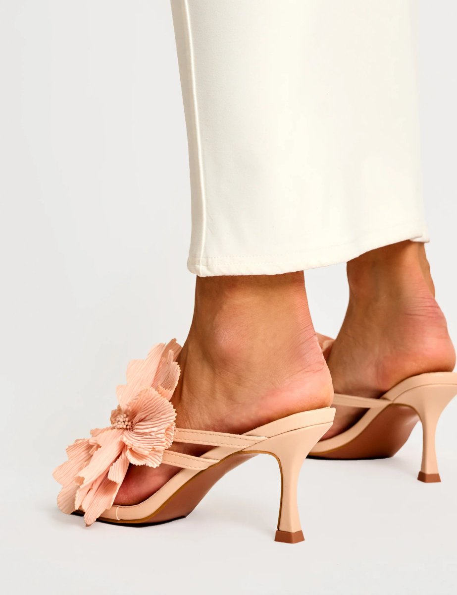 Public Desire Varley Peach 3-D Flower Mule Mid Heels - 3