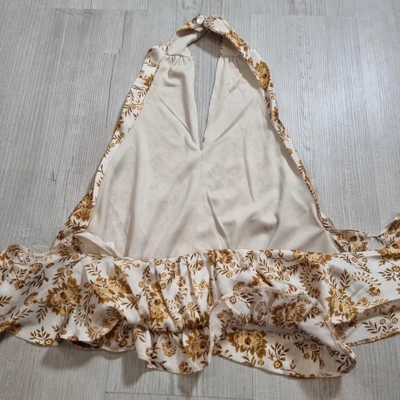 ASOS ASOS Design Floral Cropped Halterneck Top