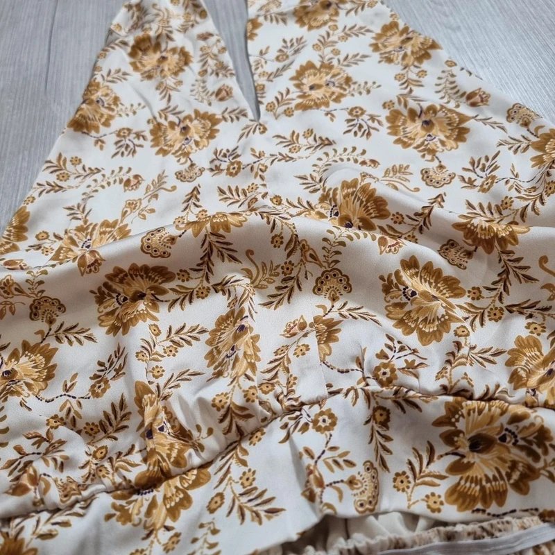 ASOS ASOS Design Floral Cropped Halterneck Top - 4