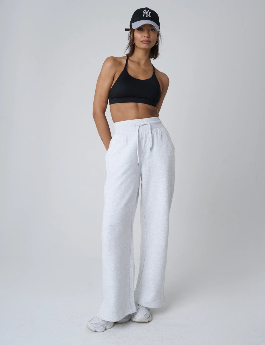 Public Desire Cross Over Back Detail Sports Bra Black - 3