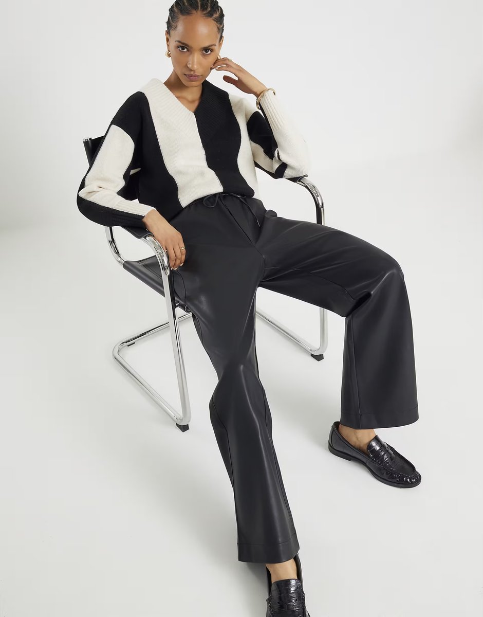 ASOS River Island Faux leather elasticated waist trousers in black - 2