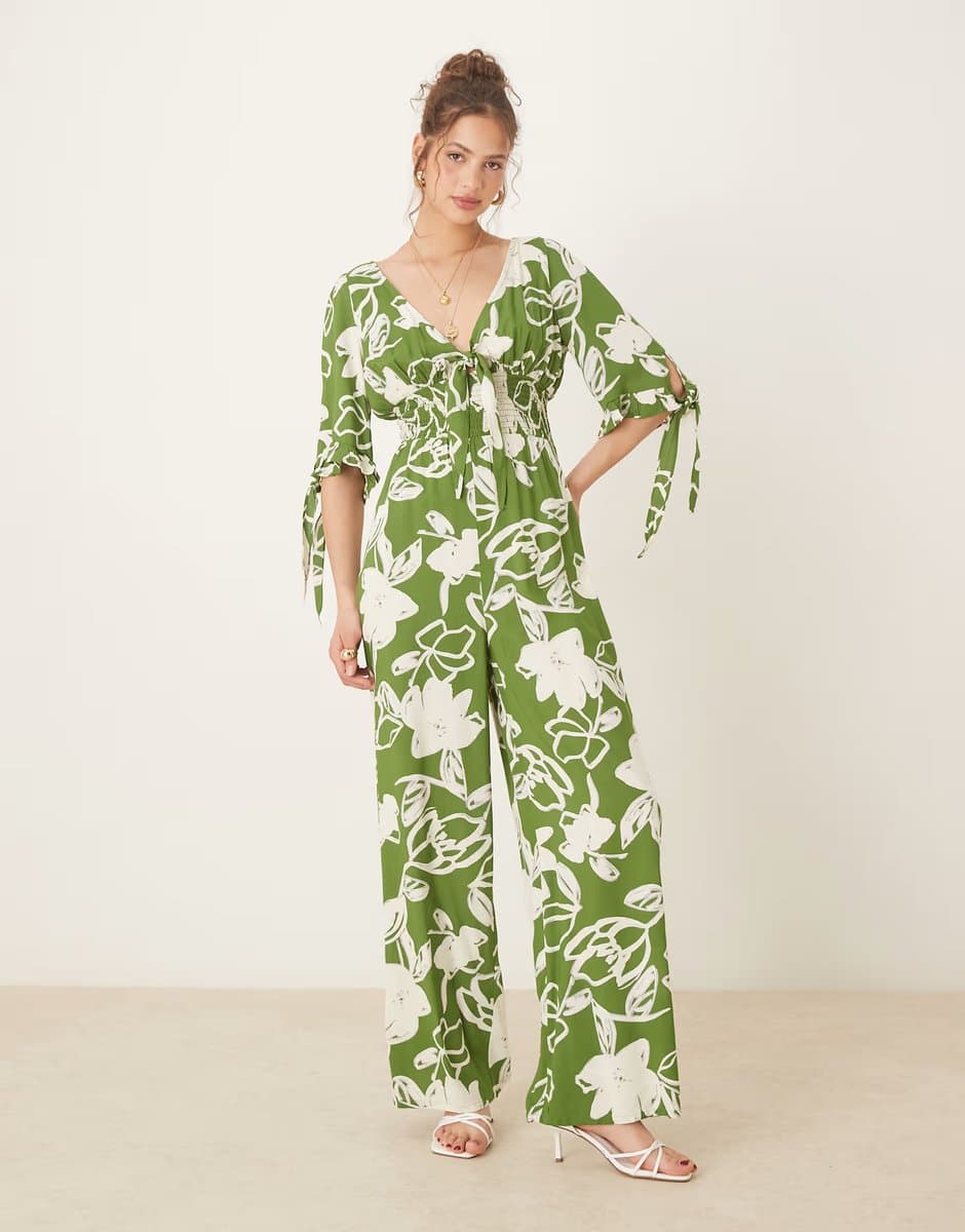 ASOS ASOS DESIGN shirred waist jumpsuit action in green floral