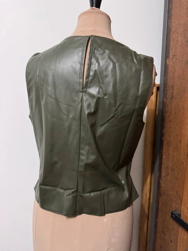ASOS Design khaki green faux leather pu vest biker sleeveless top blouse size 10 - 4