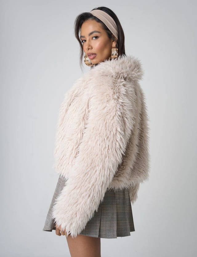 Public Desire Cropped Shaggy Faux Fur Jacket Beige - 2