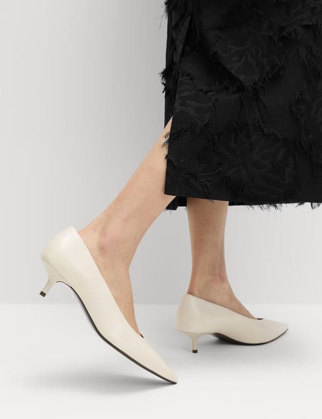 Marks & Spencer M&S Textured Floral Jacquard Midi Column Skirt Black - 3