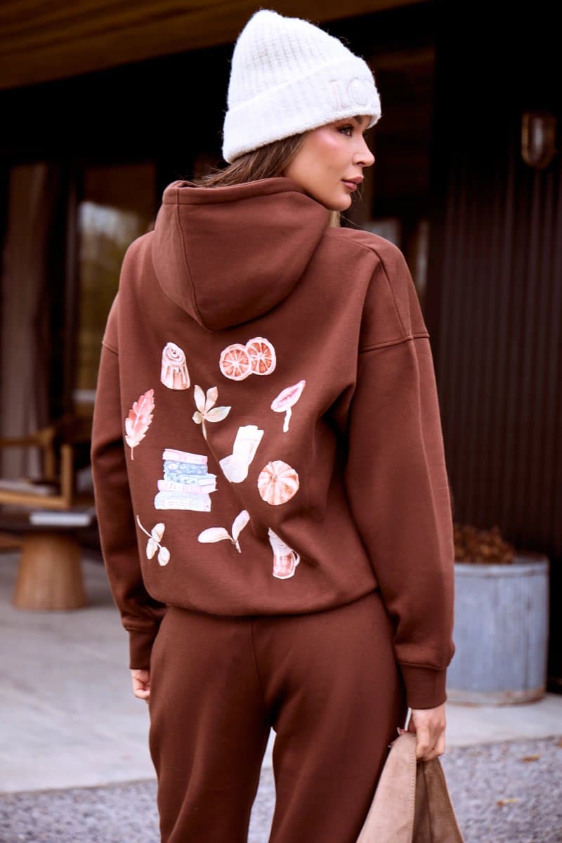 Kaiia Kaiia Cosy Back Graphic Oversized Hoodie Fudge