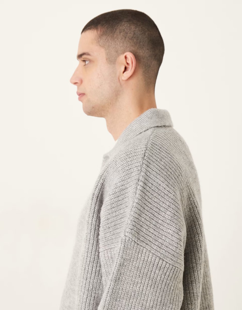 ASOS ASOS DESIGN super oversized boxy fit knitted fisherman rib notch neck jumper in grey - 4