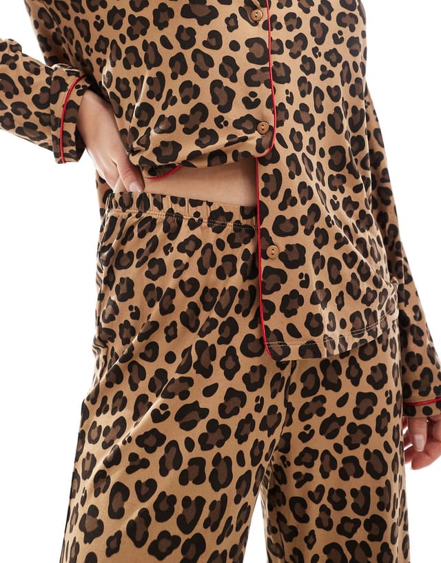 ASOS Urban Threads long sleeve revere and trouser pyjama set in leopard print - 3