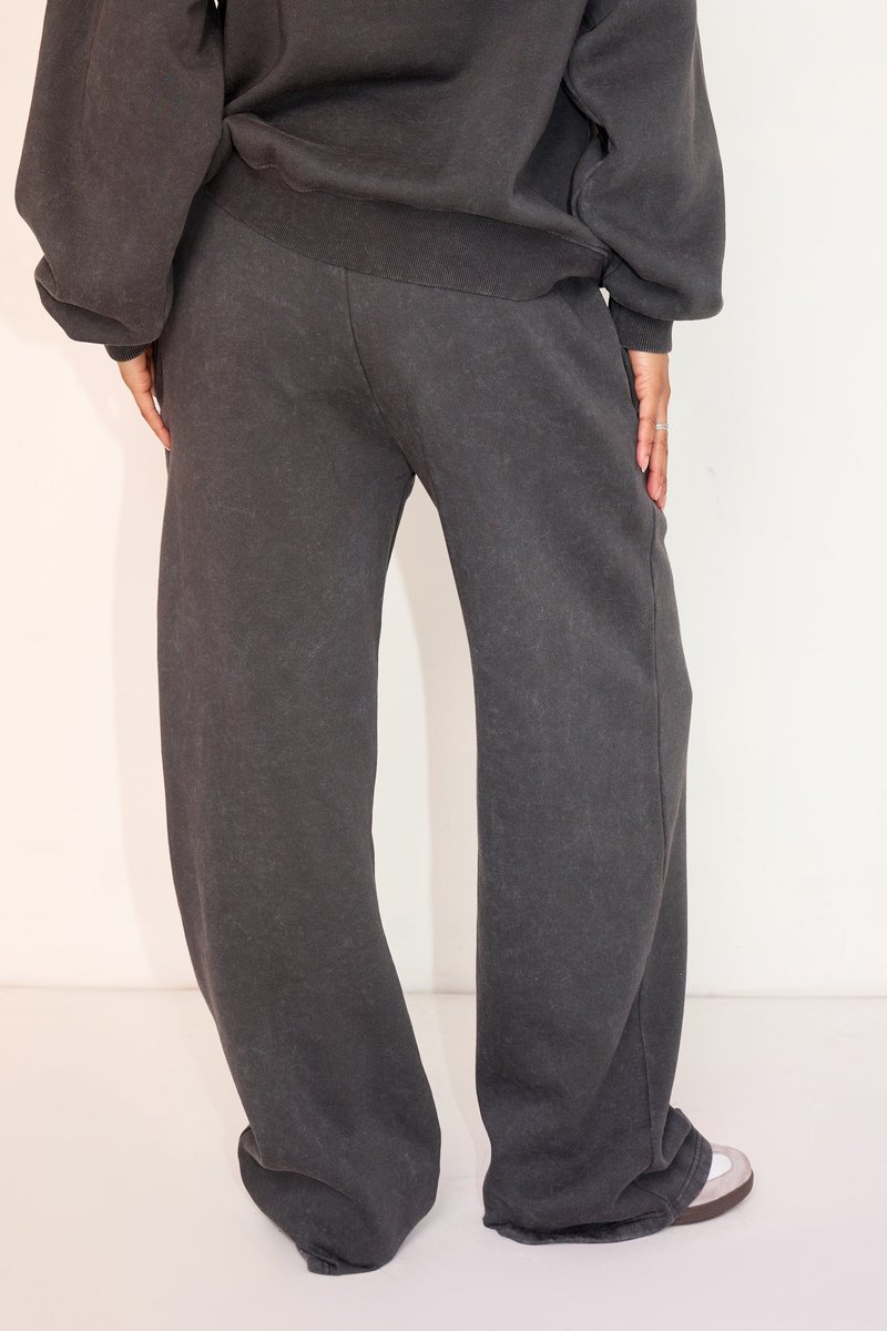 Kaiia Kaiia Wide Leg Joggers Washed Black - 3