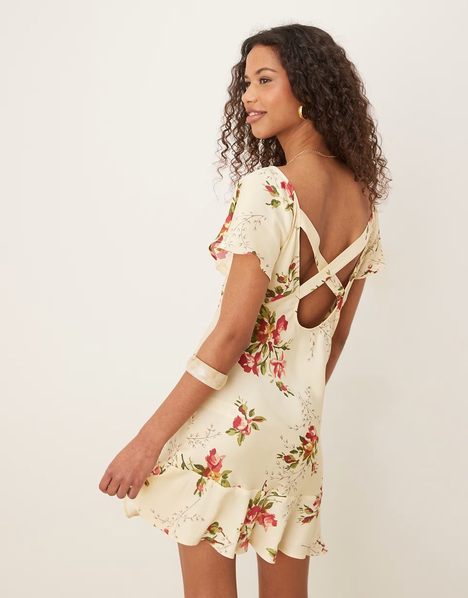 ASOS ASOS DESIGN flutter sleeve mini dress in floral print - 3