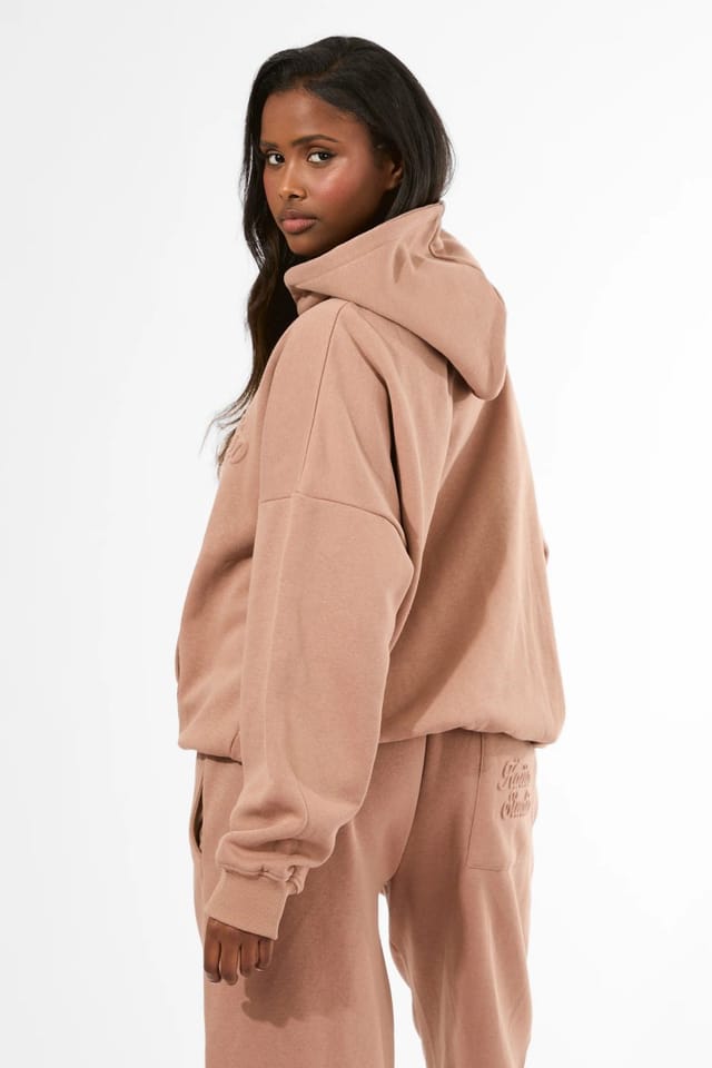 Kaiia Kaiia Studio Embossed Script Logo Oversized Hoodie Milk Chocolate - 3