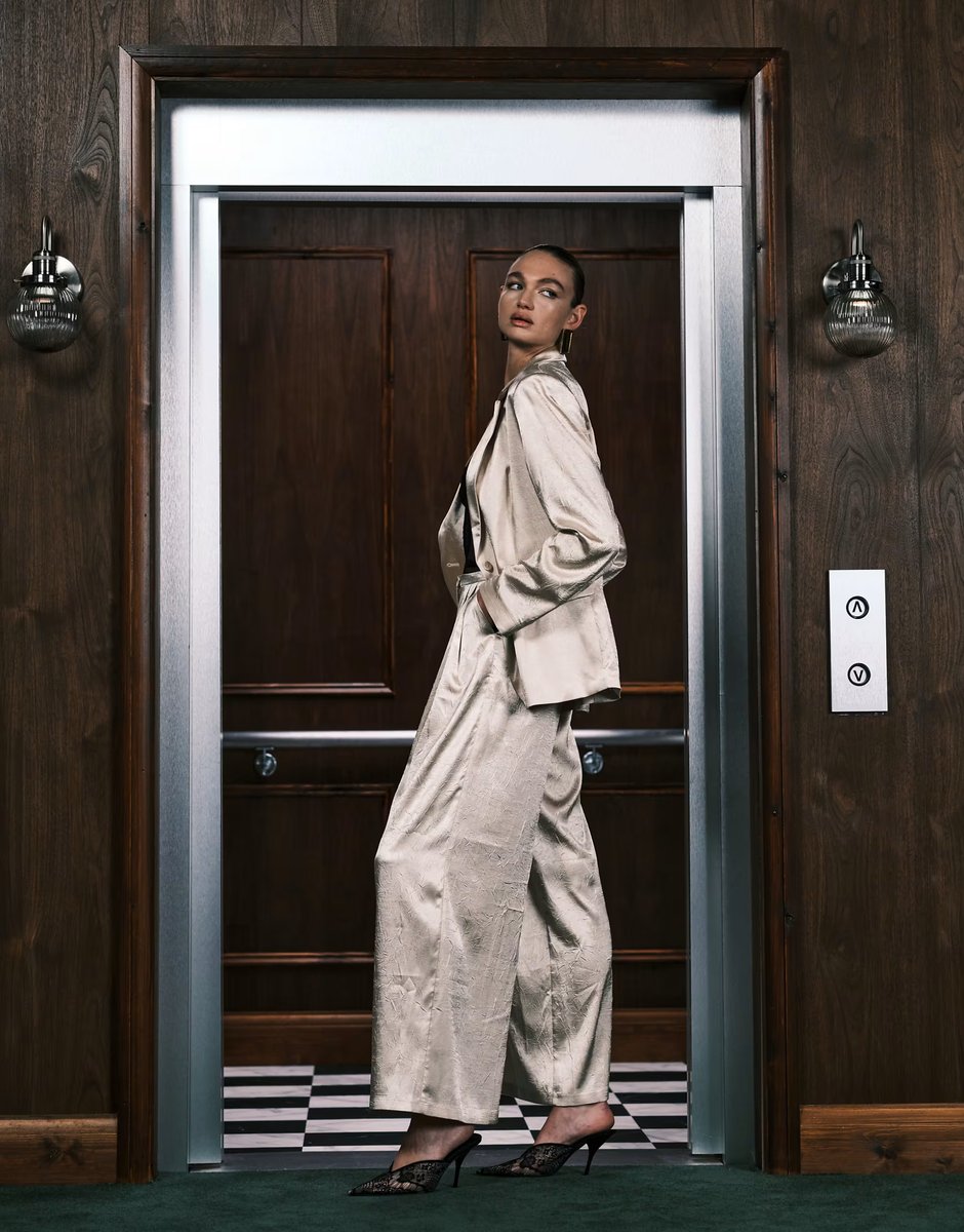 ASOS ASOS DESIGN tailored unstructured palazzo trousers co-ord in oyster  - 4