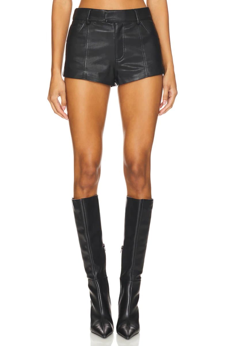 revolve Zarah Hot Short