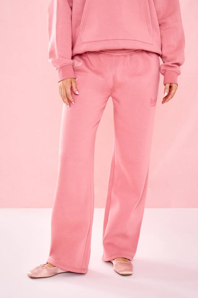 Kaiia Kaiia Matte Slogan Mid Rise Wide Leg Joggers Rosey Blush - 2