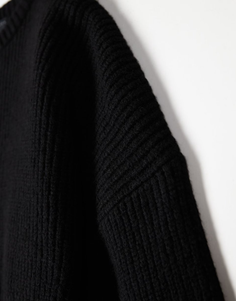 ASOS ASOS DESIGN super oversized boxy fit knitted fisherman rib jumper in black - 3